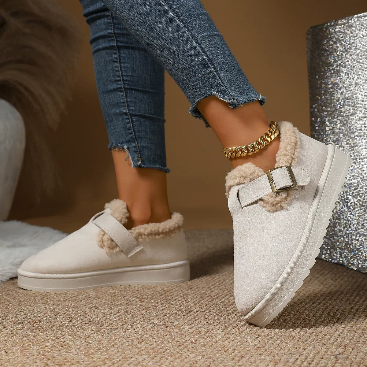 Ankle Height Snow Boots for Women β Stylish & Warm Faux Fur Lining