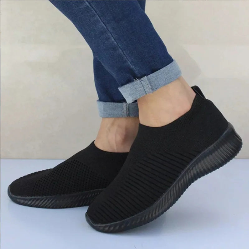 Breathable Slip-On Sneakers for Women β Effortless Style & Comfort