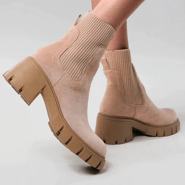 Chunky Heel Winter Boots for Women β Stylish & Comfortable Slip-On Design