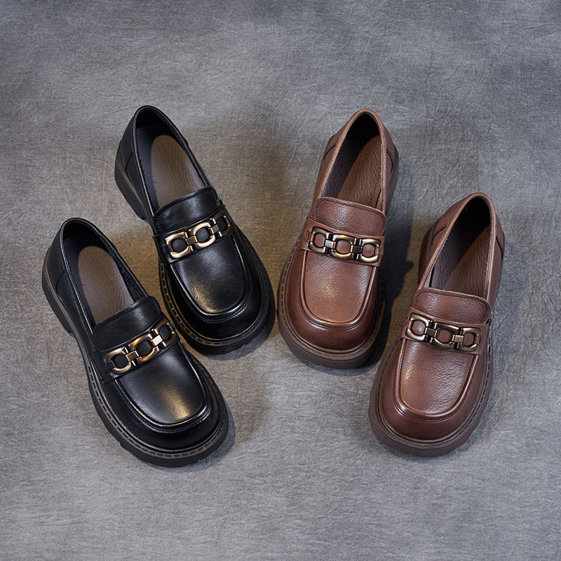 Classic Loafers for Women β Elegant Style with Chain Detail
