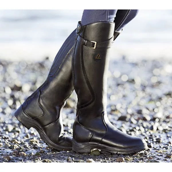 Elegant Waterproof Boots for Women β Stylish & Functional