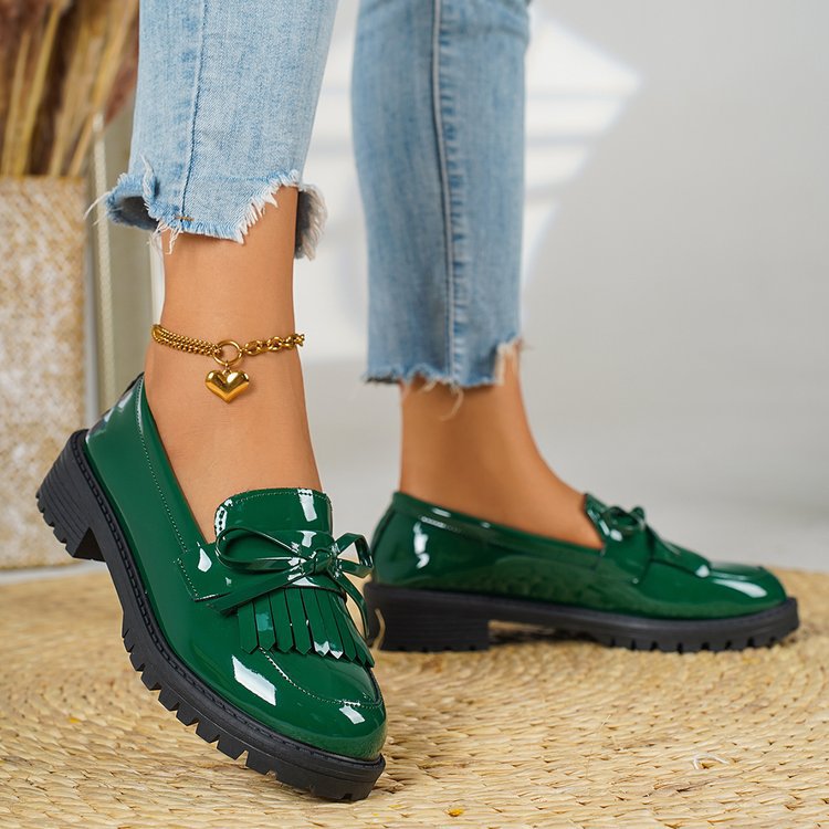 Patent Fringe Loafers for Women β Classic Charm & Everyday Comfort