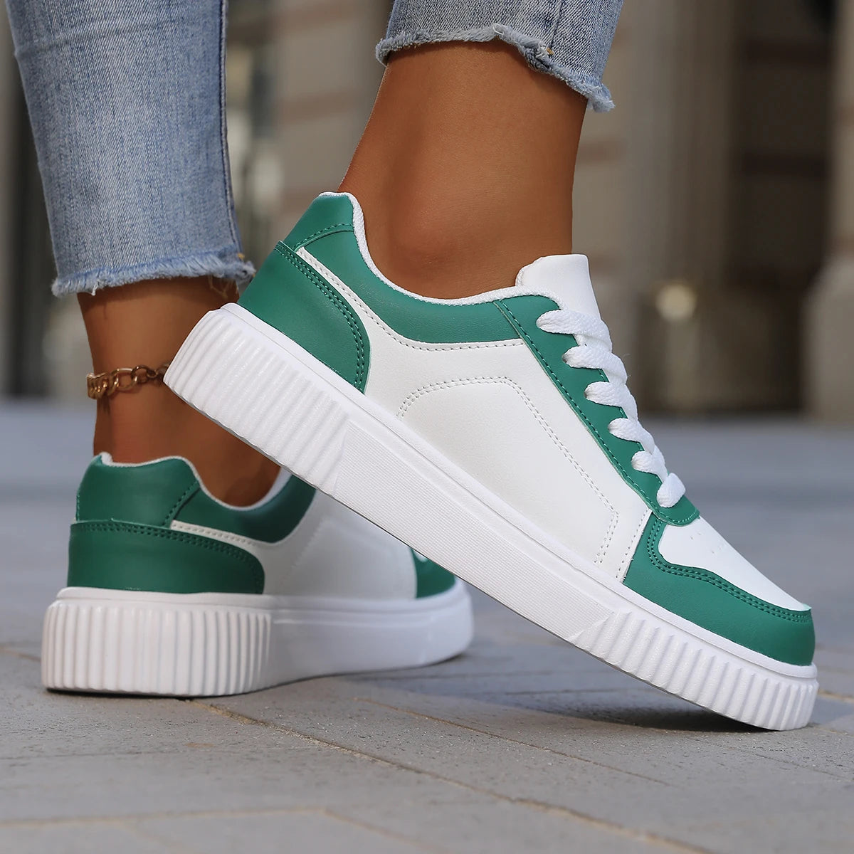 Lightweight Casual Sneakers for Women β Comfortable & Stylish with Non-Slip Grip 1