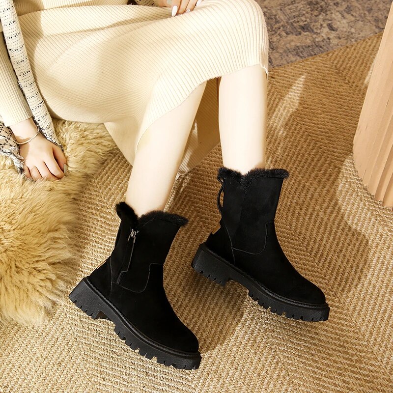 Plush Platform Snow Boots for Women β Stylish & Cozy for Winter