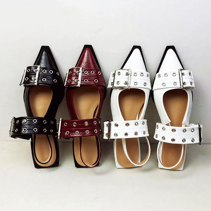 Pointed Sandals for Women β Bold & Stylish Design with Wide Buckle Straps