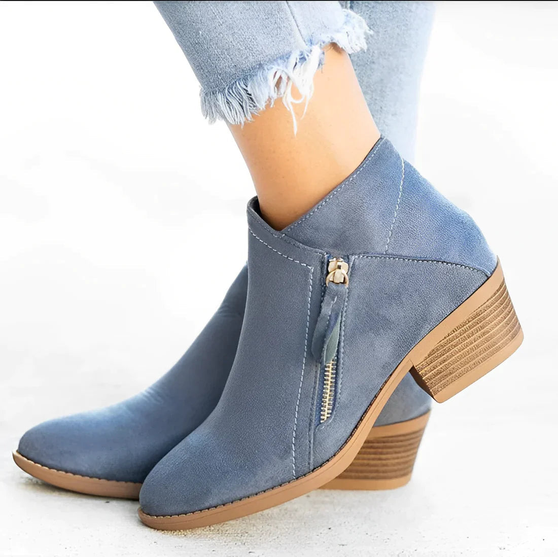Pointed Toe Short Boots for Women β Stylish & Versatile