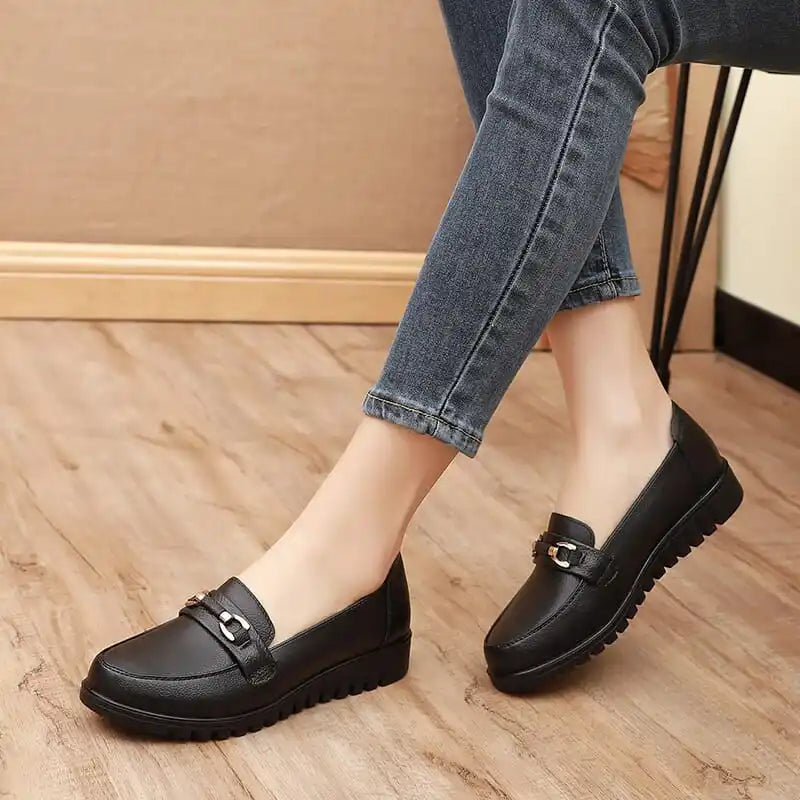 Round Toe Black Ballet Flats for Women β Stylish & Comfortable