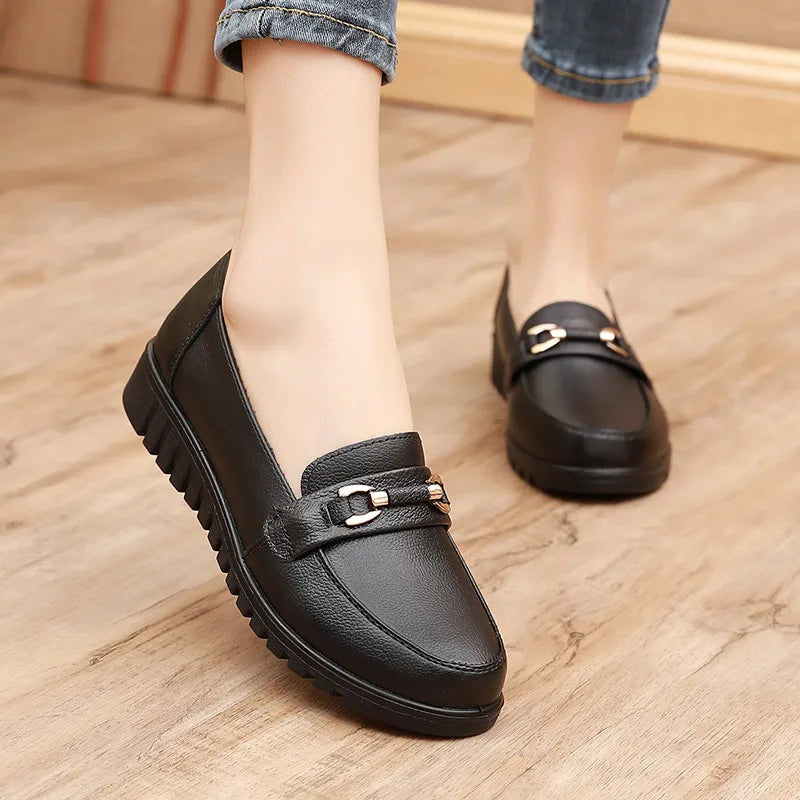 Round Toe Black Ballet Flats for Women β Stylish & Comfortable