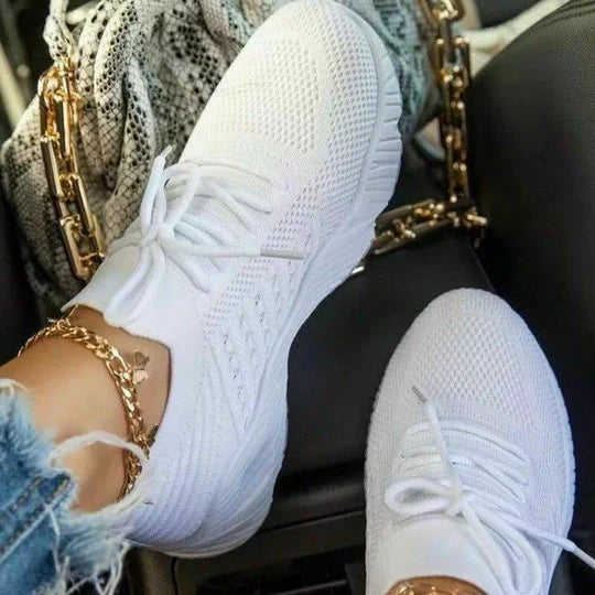 Slip-On Sneakers for Women β Best Walking Shoes for Comfort & Style