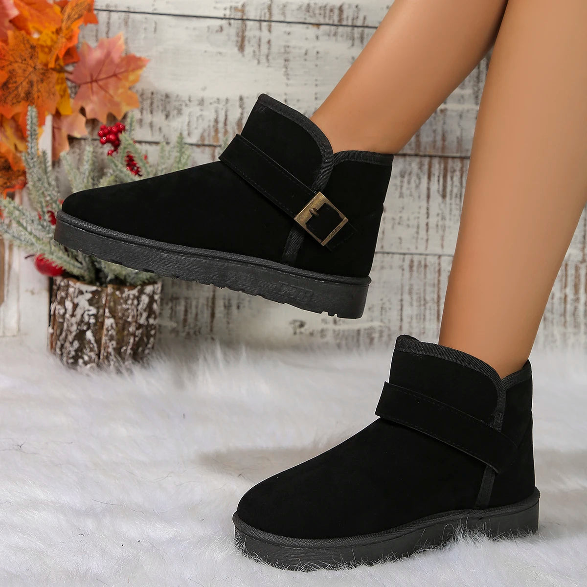 Textured Winter Snow Boots for Women β Cozy & Supportive Design