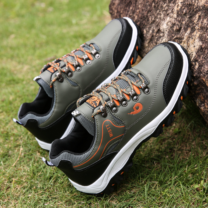 Waterproof Hiking Shoes for Men β Durable & Comfortable for All-Day Wear Bareroots Footwear