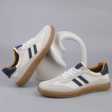 Men's Retro Sneakers – Lace-Up Design with Contrast Stripes