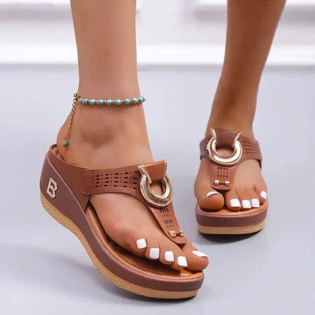 Adjustable Black Wedge Sandals for Women – Stylish & Supportive Comfort