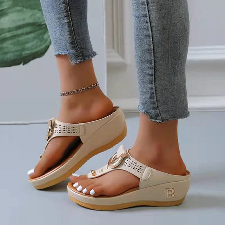 Adjustable Black Wedge Sandals for Women – Stylish & Supportive Comfort