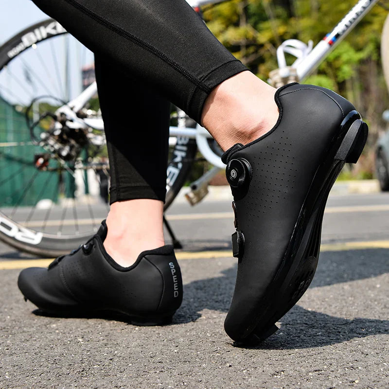 Bicycle shoes | Unisex road cycling shoes | Flat pedal shoes MTB | SPD compatible | Ramiro