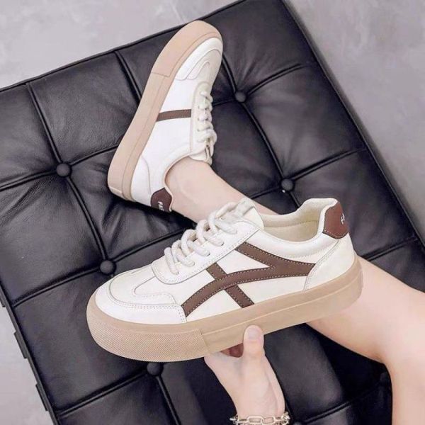 Breathable Lace-Up Sneakers for Women – Stylish & Comfortable