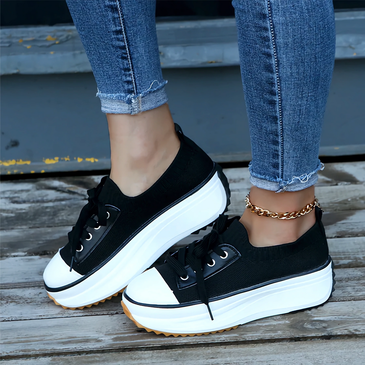 Breathable Platform Sneakers for Women – Stylish & Comfortable Fit