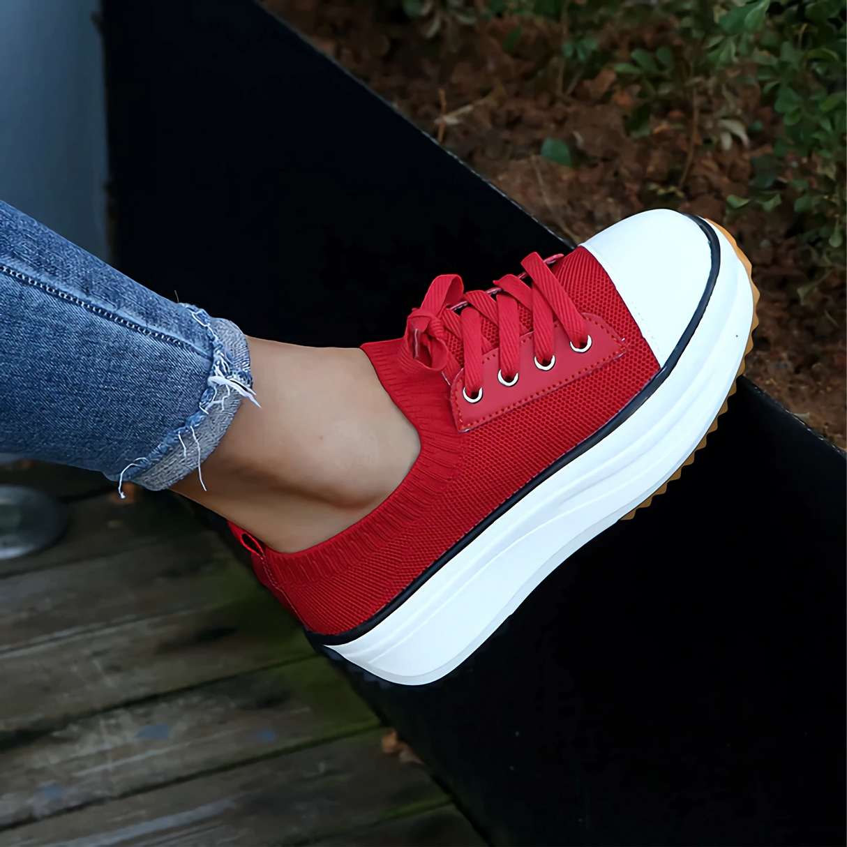 Breathable Platform Sneakers for Women – Stylish & Comfortable Fit