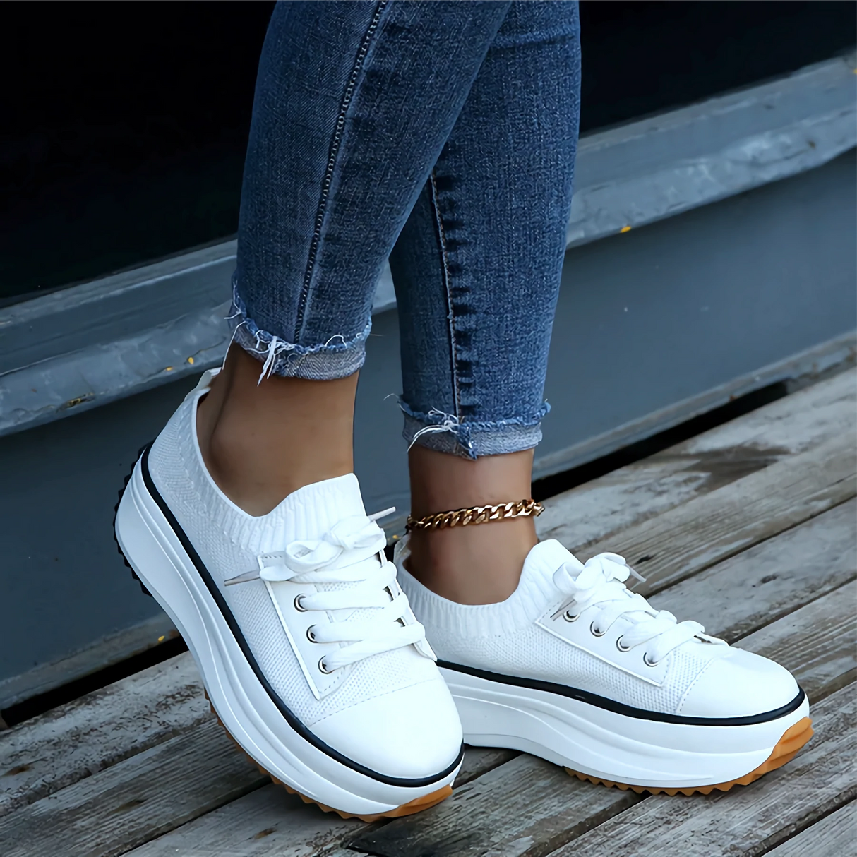 Breathable Platform Sneakers for Women – Stylish & Comfortable Fit