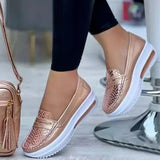 Breathable Slip-On Shoes for Women – Comfortable & Stylish Everyday Wear