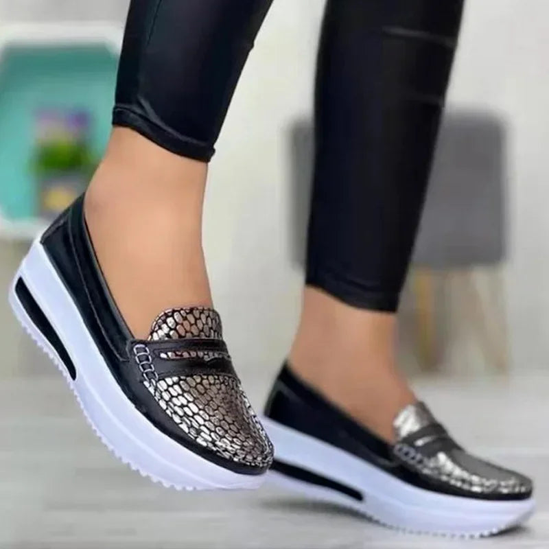Breathable Slip-On Shoes for Women – Comfortable & Stylish Everyday Wear