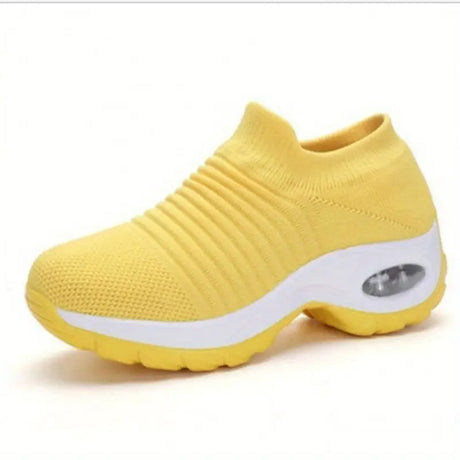 Breathable Slip-On Casual Shoes for Women – Lightweight & Versatile Comfort 13