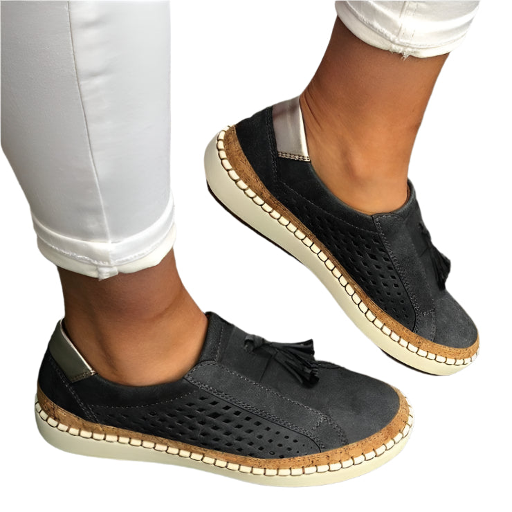 Breathable Slip-On Sneakers – Orthopedic Comfort & Supportive Fit