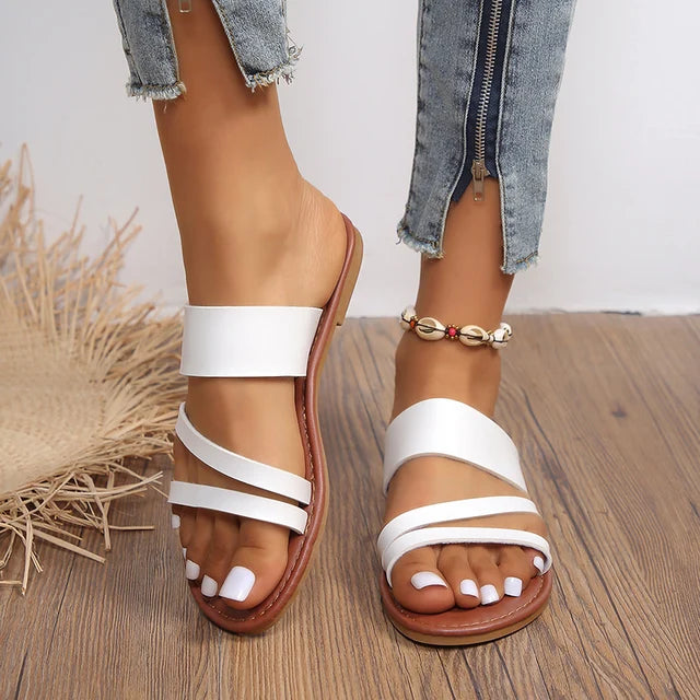 Casual Beach Slippers for Women – Comfortable & Stylish
