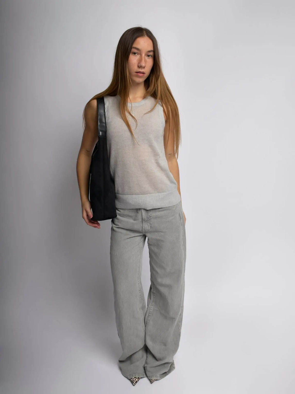 Chic Suede Tote Bag for Women – Stylish & Spacious Design