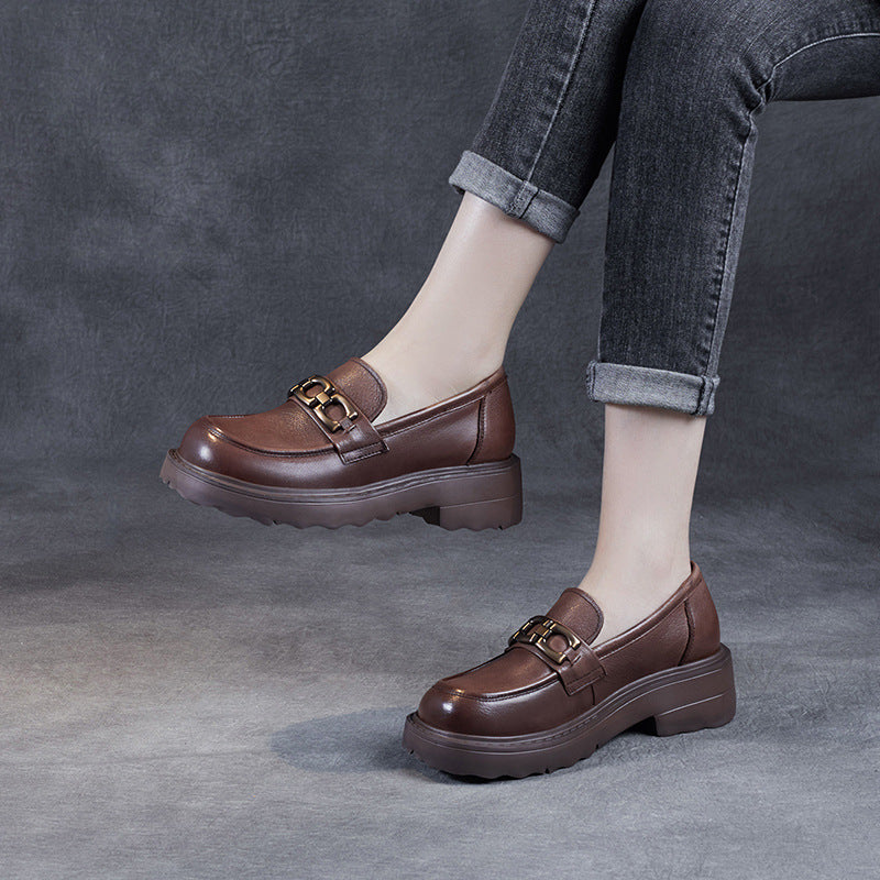 Classic Loafers for Women – Elegant Style with Chain Detail