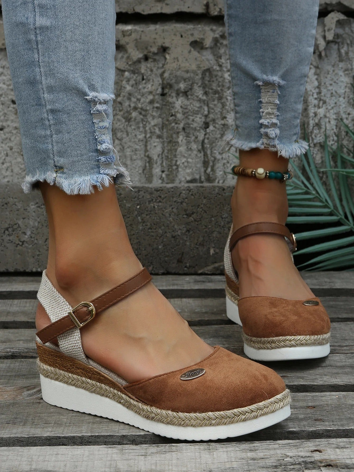Closed Toe Wedge Sandals for Women – Chic & Comfortable Espadrille Wedges