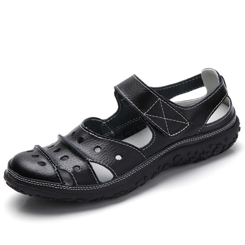 Comfortable Hole Sandals for Women – Non-Slip & Stylish 2