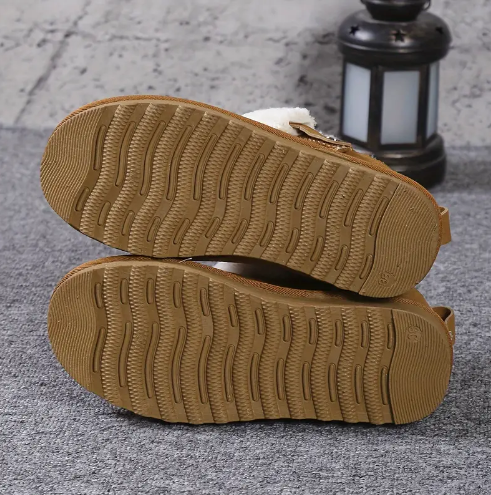 Cozy Slip-On Snow Boots for Women – Stylish & Warm