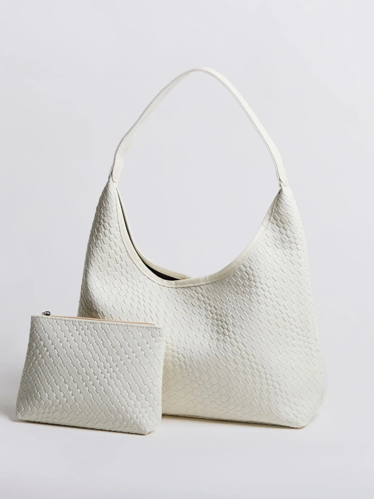 Croc-Embossed Shoulder Bag for Women – Stylish & Spacious