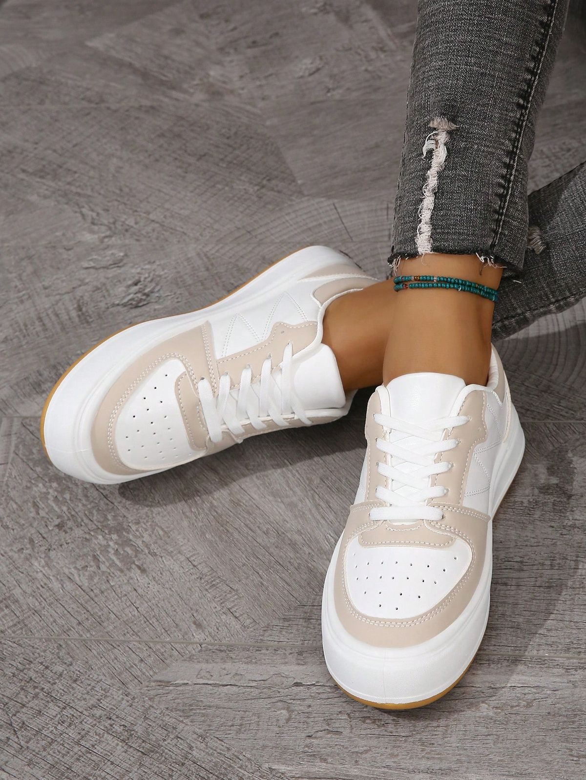 Cushioned White Sneakers for Women – Sporty & Comfortable Design