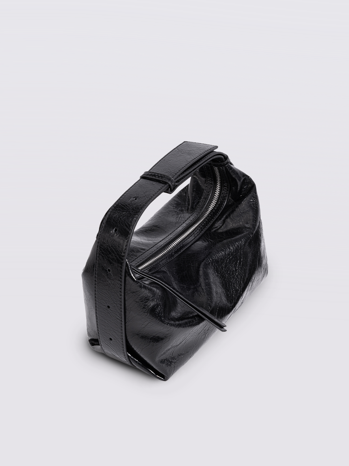 Distressed Leather Sling Bag for Women – Stylish & Comfortable Everyday Accessory