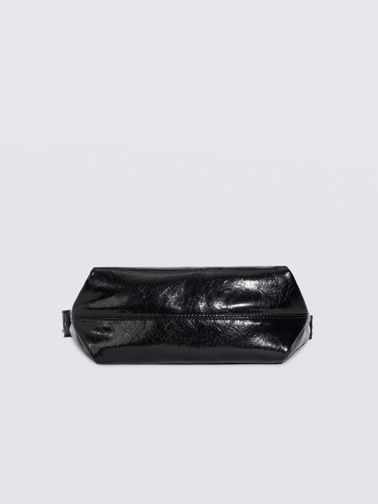 Distressed Leather Sling Bag for Women – Stylish & Comfortable Everyday Accessory