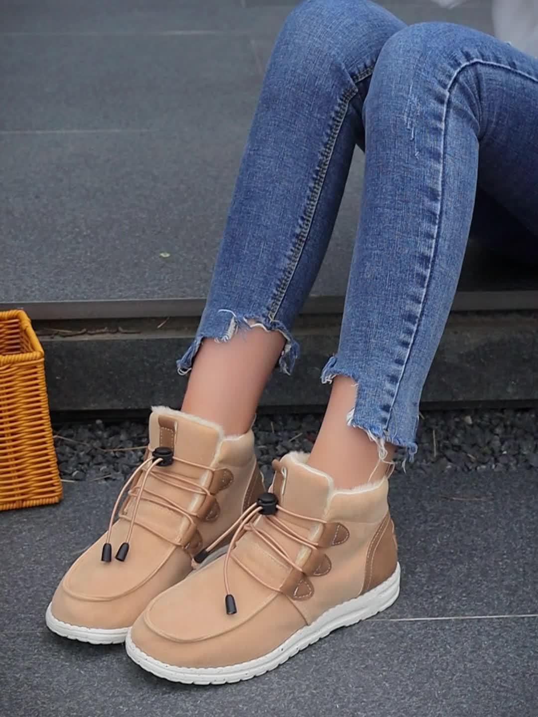 Fleece-Lined Sneaker Boots – Warm & Stylish Winter Footwear for Women