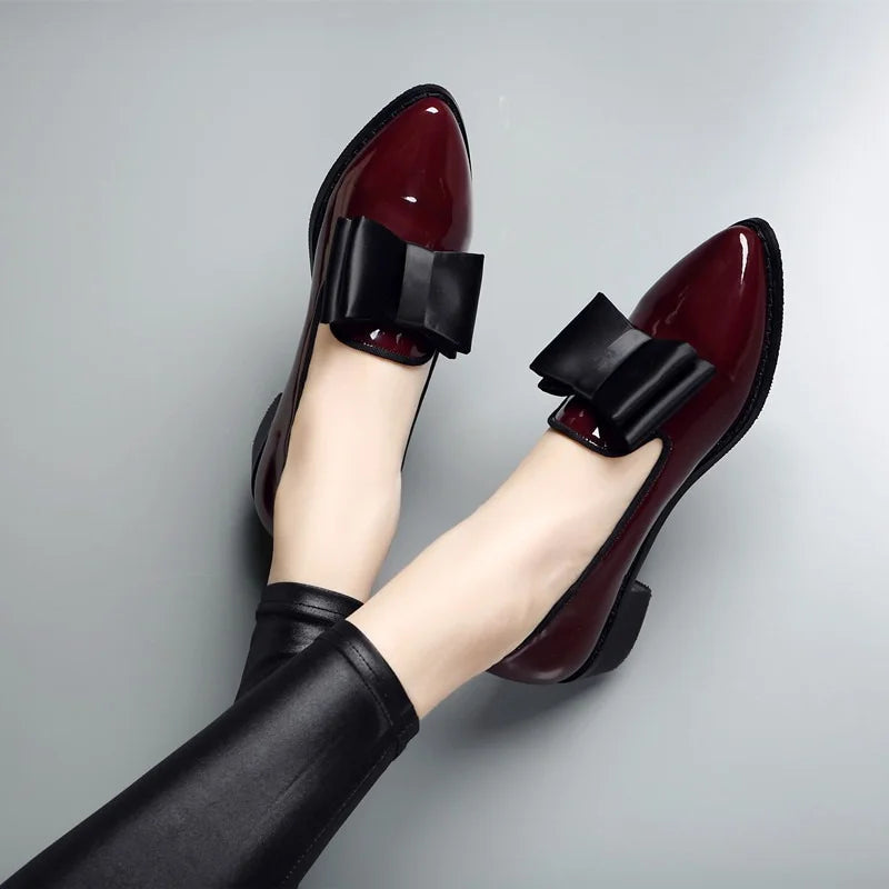 Glossy Black Flats for Women – Chic Slip-On Design with Bow Accent