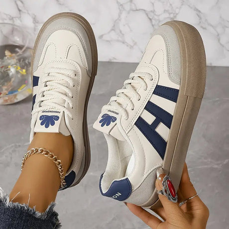 Lightweight Platform Sneakers for Women – Effortless Style & All-Day Comfort