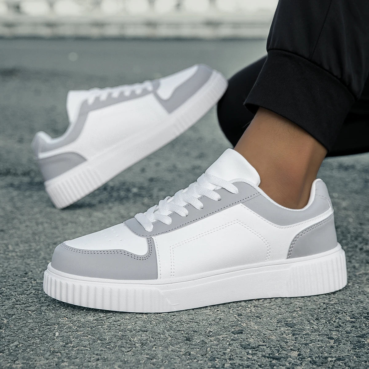 Lightweight Casual Sneakers for Women – Comfortable & Stylish with Non-Slip Grip 7