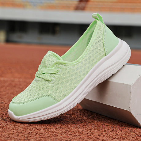Lightweight Slip-On Walking Shoes for Women – Comfortable & Versatile 9