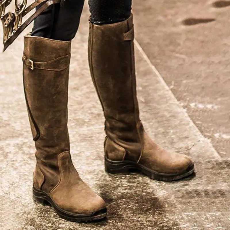 Mid-Tube Black Boots for Women – Stylish & Comfortable Everyday Wear