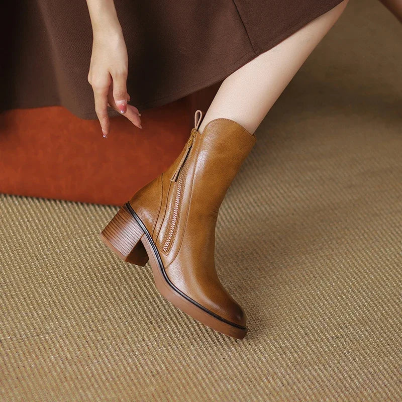 Minimalist Black Ankle Boots for Women – Effortlessly Stylish & Comfortable