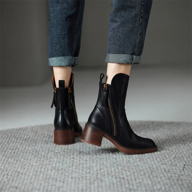 Minimalist Black Ankle Boots for Women – Effortlessly Stylish & Comfortable