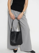 Minimalist Chic Tote Bag for Women – Stylish & Functional