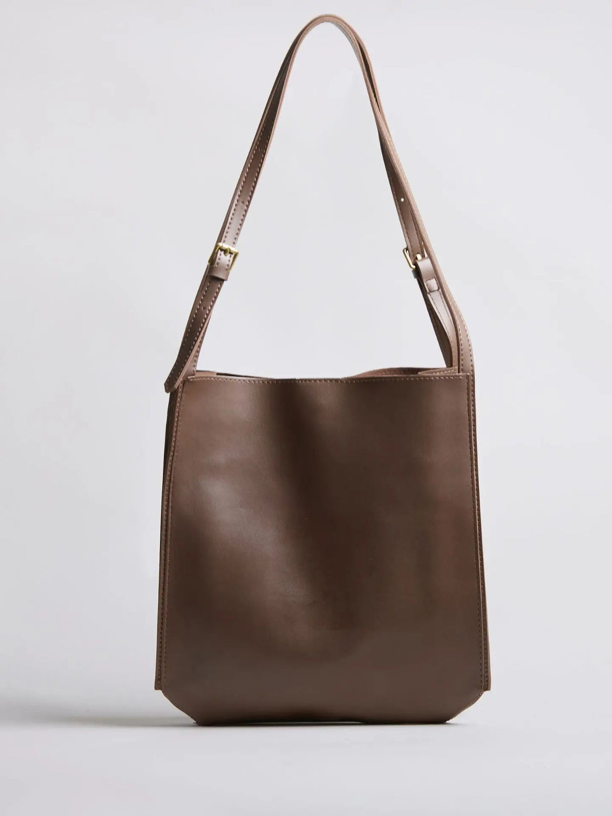 Minimalist Chic Tote Bag for Women – Stylish & Functional