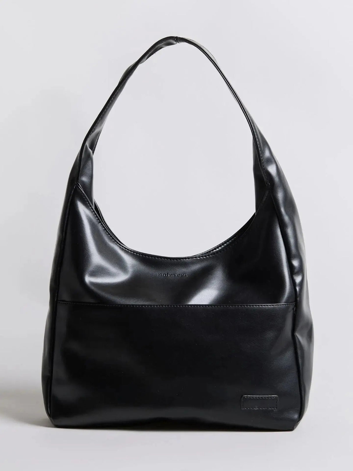 Minimalist Laptop Bag for Women – Stylish & Functional Design for Everyday Use