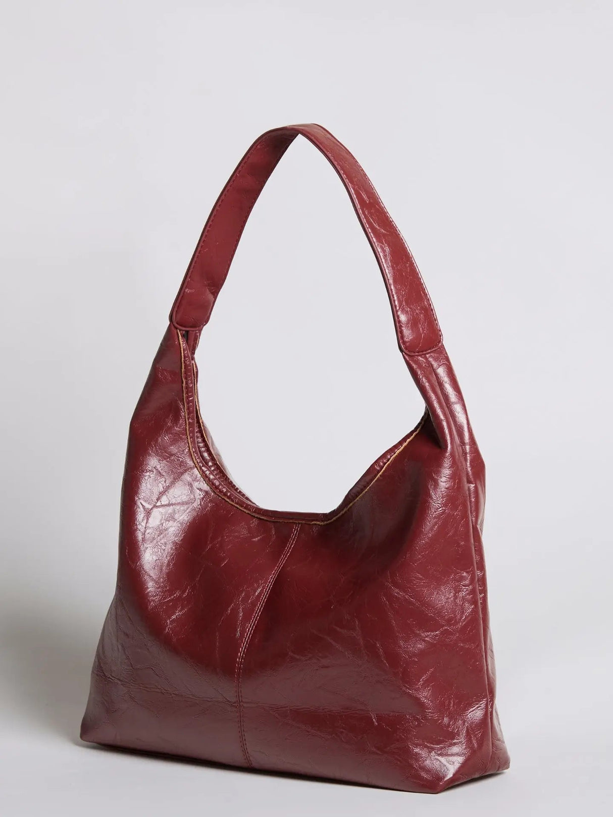 Minimalist Tote Bag for Women – Spacious & Stylish Design