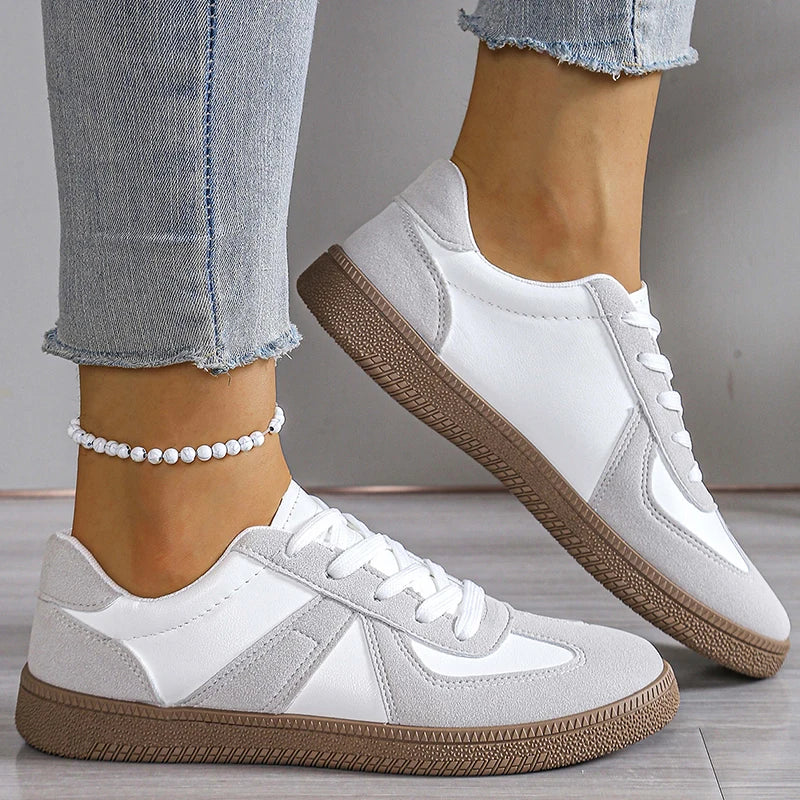 Patchwork Flat Heel Sneakers for Women – Comfortable & Stylish Casual Footwear 4